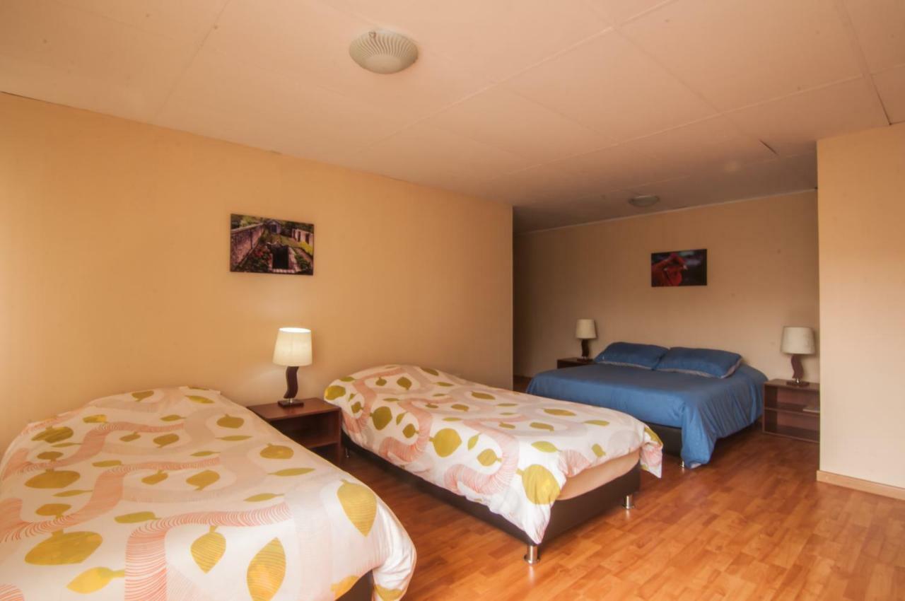 Sausalito Hostel Попаян Экстерьер фото