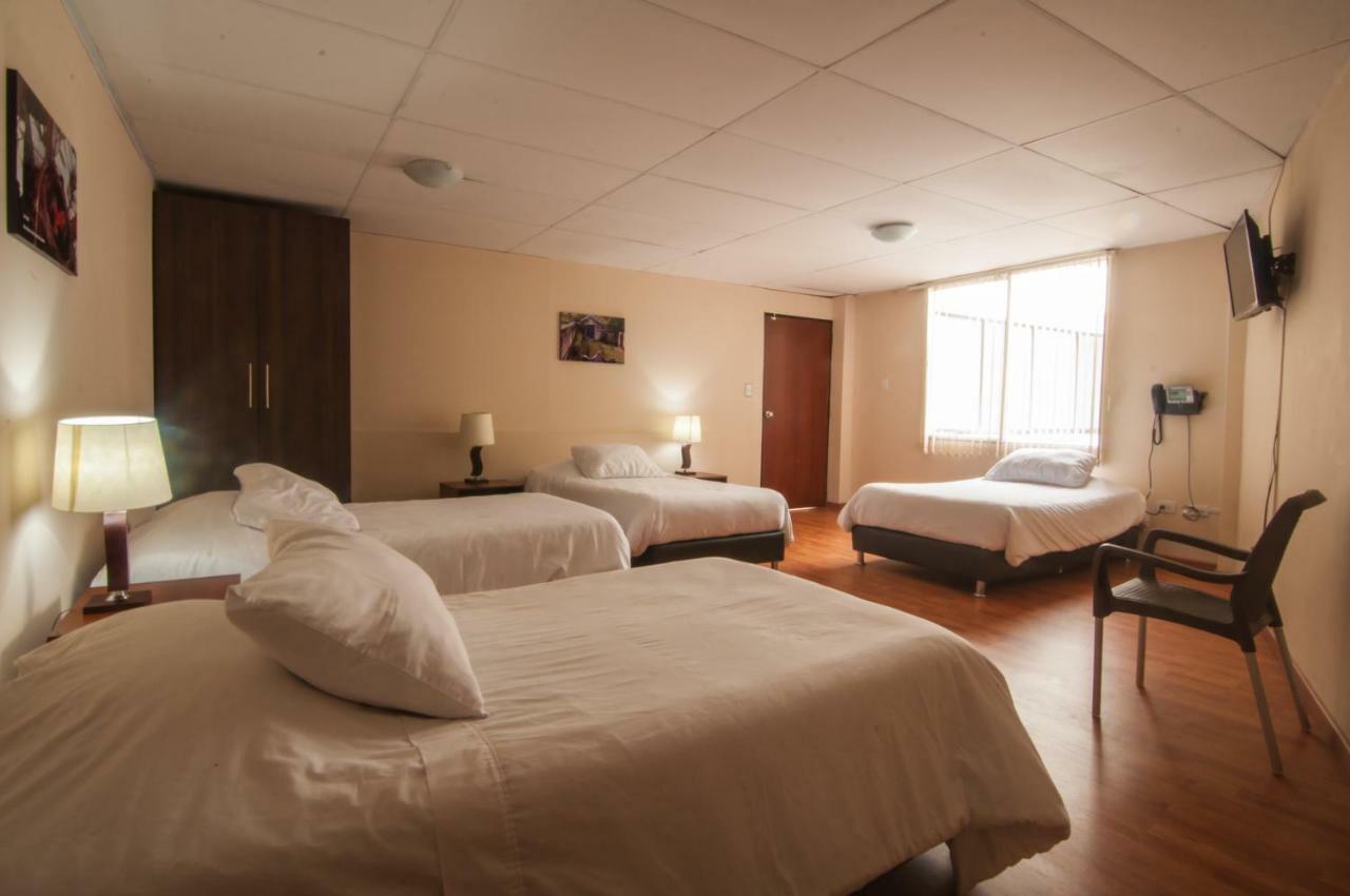 Sausalito Hostel Попаян Экстерьер фото